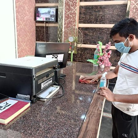 Hotel Prakash Regency Hapur Exteriér fotografie