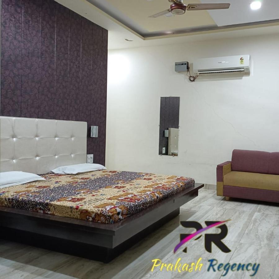 Hotel Prakash Regency Hapur Exteriér fotografie