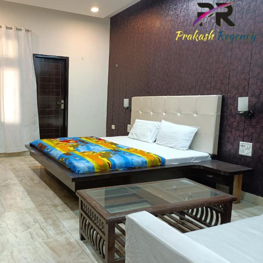 Hotel Prakash Regency Hapur Exteriér fotografie