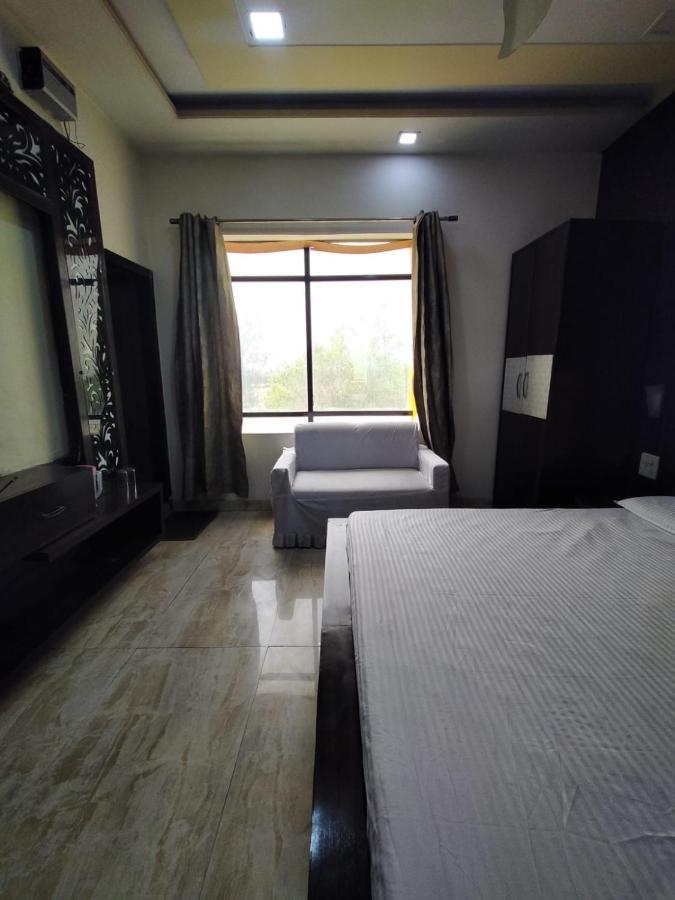 Hotel Prakash Regency Hapur Exteriér fotografie