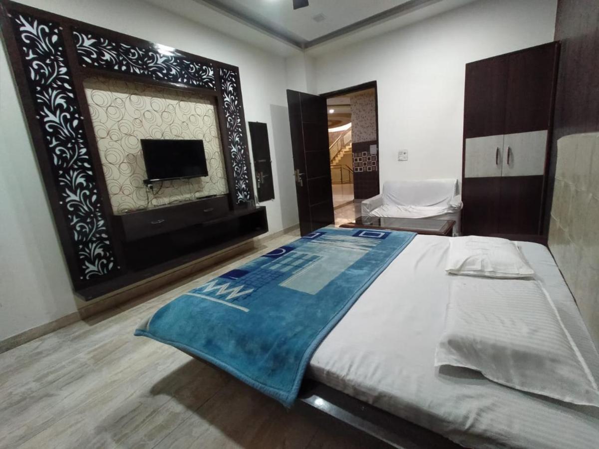 Hotel Prakash Regency Hapur Exteriér fotografie