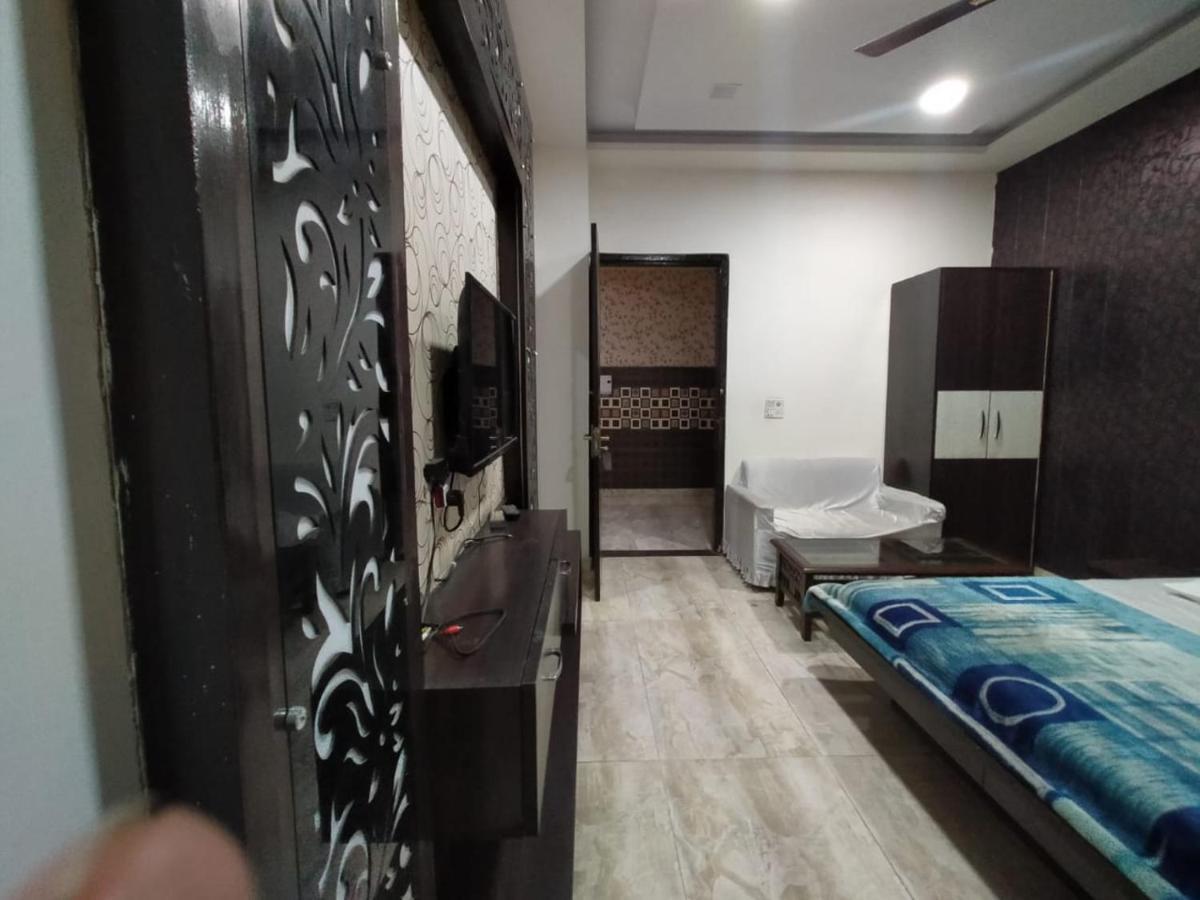 Hotel Prakash Regency Hapur Exteriér fotografie
